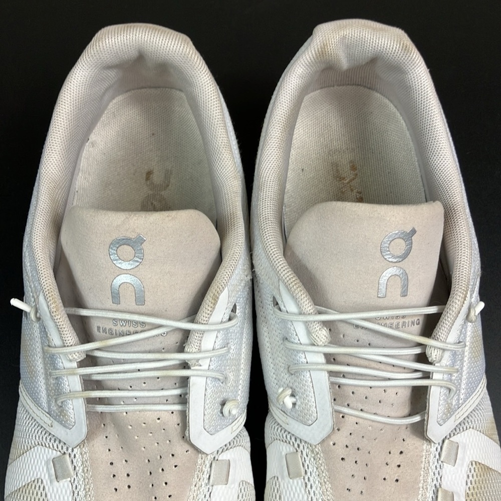 On Cloud Running 5 Pearl White Athletic Sneaker Shoes Women’s size 10.5 - Picture 4 of 14